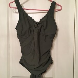 Merona scalloped one piece swimsuit